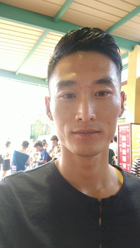 难得糊涂的第一张照片--珠海相亲服务中心