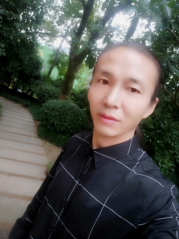 北方的狼的第一张照片--珠海相亲服务中心