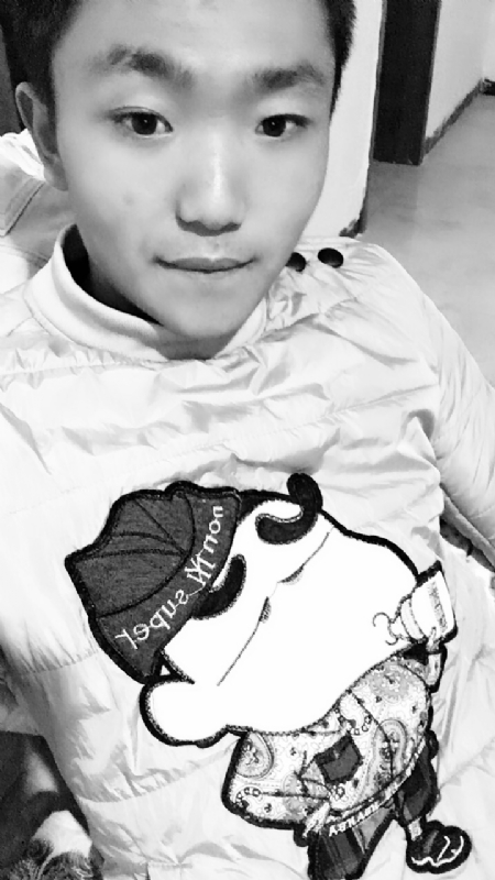 年轻的第一张照片--珠海相亲服务中心