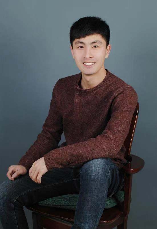 王泽的第二张照片--珠海相亲服务中心