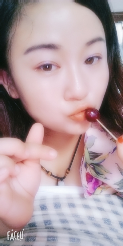 霸气璐妞的第一张照片--珠海相亲服务中心