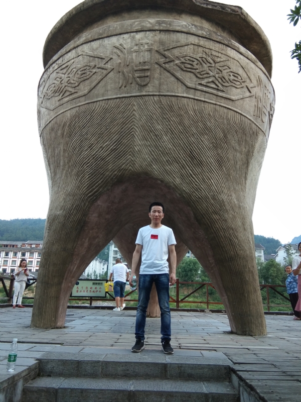 致青春的第一张照片--珠海相亲服务中心