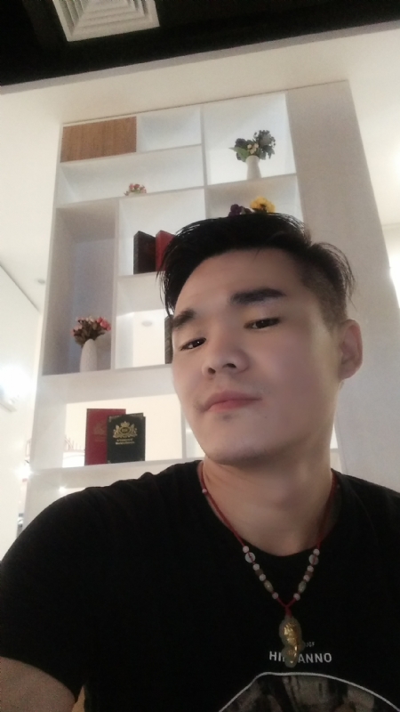 涵博随缘的第一张照片--珠海相亲服务中心