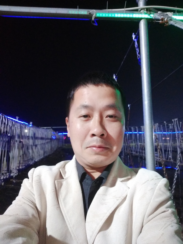 阿峰的第一张照片--珠海相亲服务中心