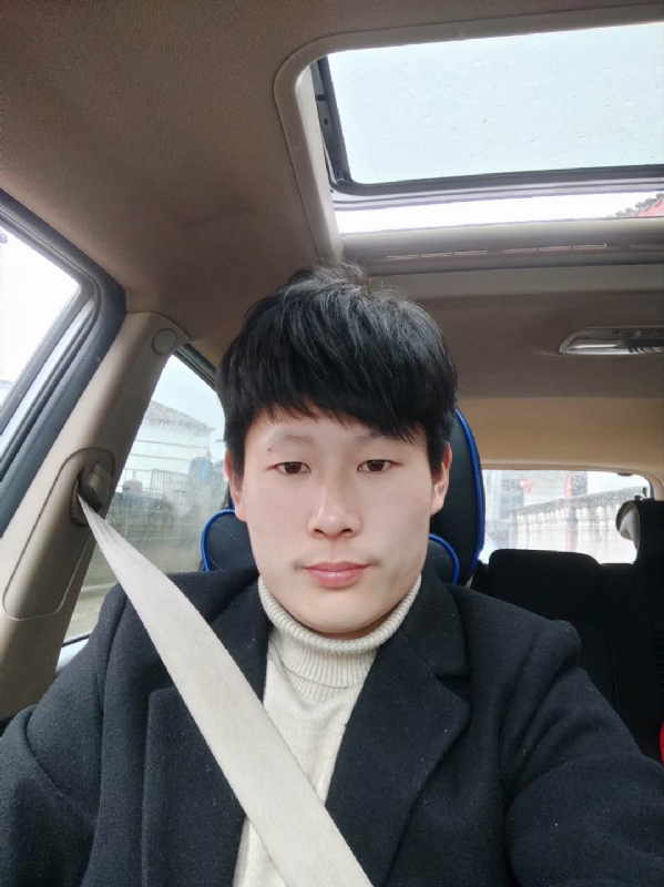 少年的第一张照片--珠海相亲服务中心