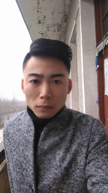 谁伴我闯荡的第一张照片--珠海相亲服务中心