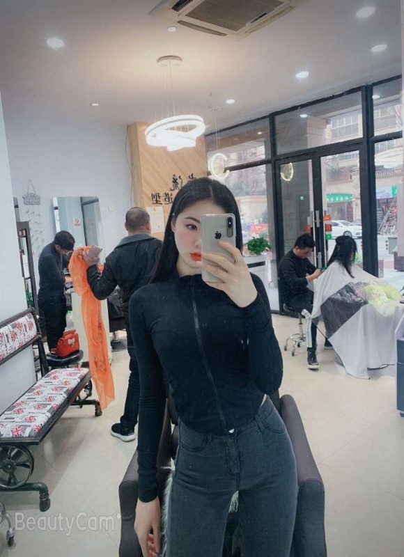 婷婷的第四张照片--珠海相亲服务中心