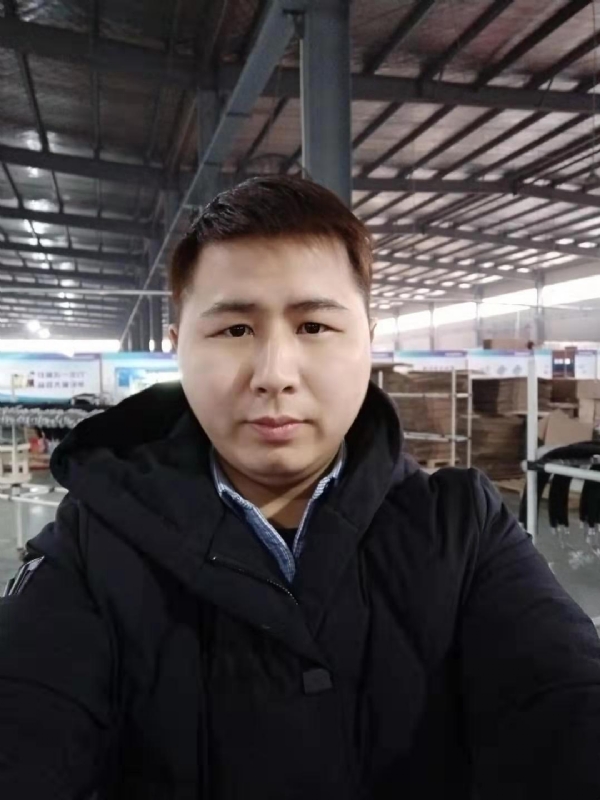 刀锋的第一张照片--珠海相亲服务中心