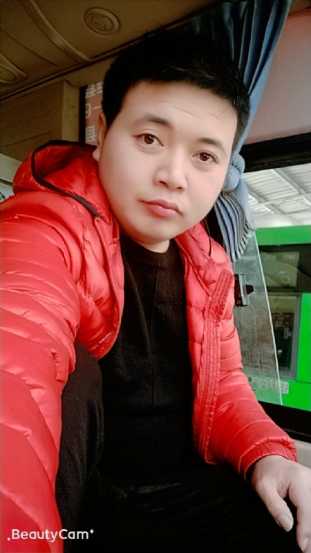 曾志的第一张照片--珠海相亲服务中心