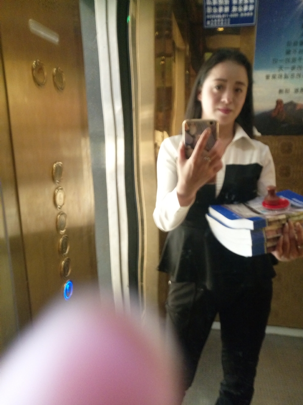 铿锵玫瑰的第一张照片--珠海相亲服务中心