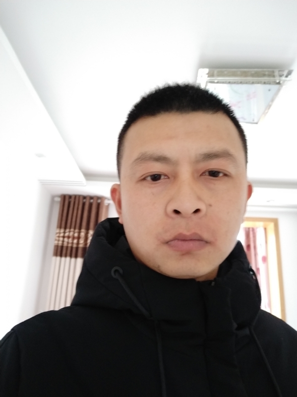 吴伟899的第一张照片--珠海相亲服务中心