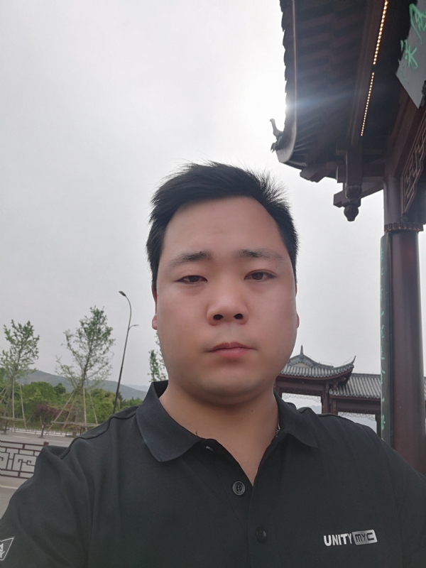 微笑的第一张照片--珠海相亲服务中心