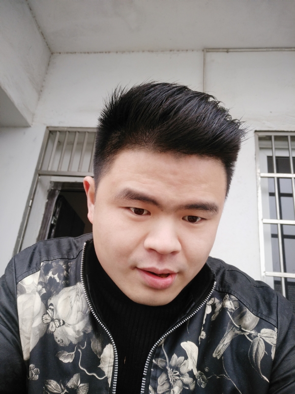 随遇而安的第一张照片--珠海相亲服务中心