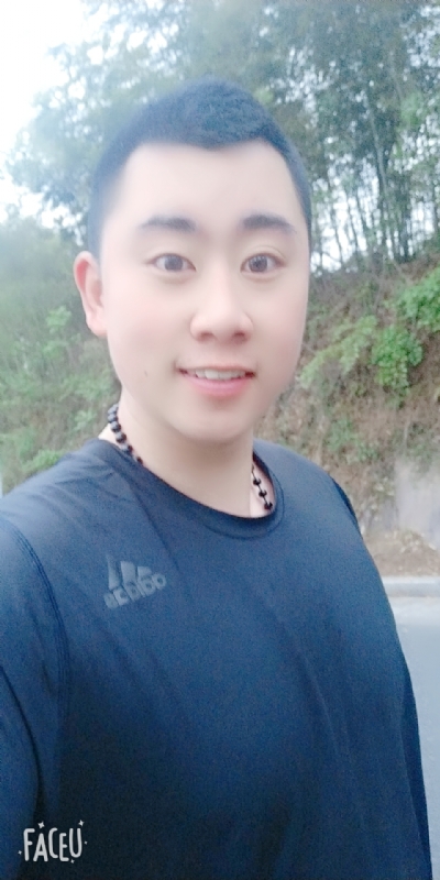 帅小伙的第一张照片--珠海相亲服务中心