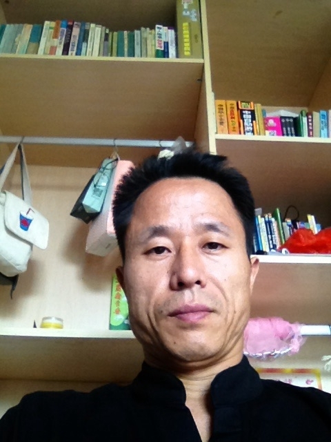 龙三少的第一张照片--珠海相亲服务中心