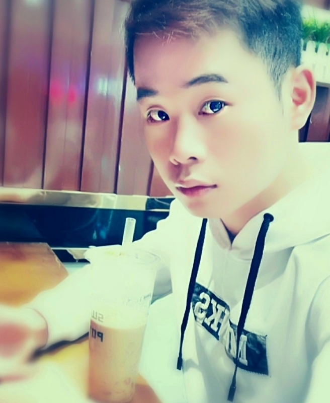 拔大萝卜的兔子的第一张照片--珠海相亲服务中心