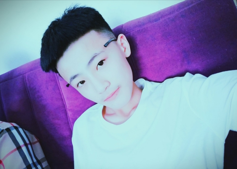 孤城浪子的第一张照片--珠海相亲服务中心