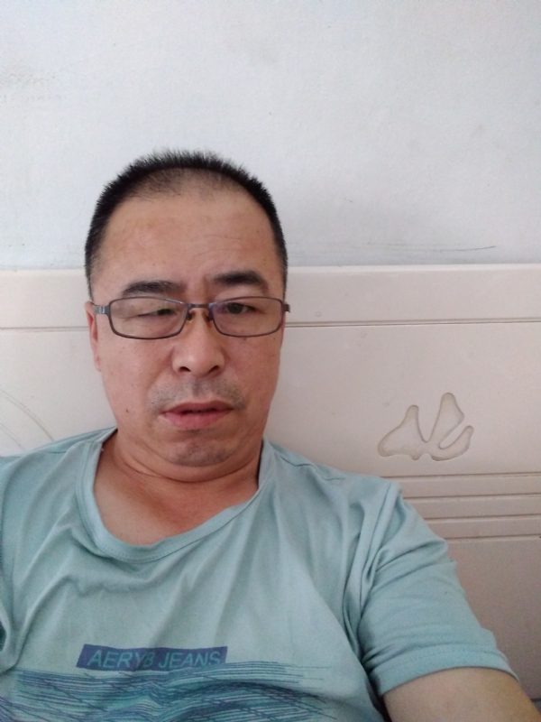 大叔的第一张照片--珠海相亲服务中心
