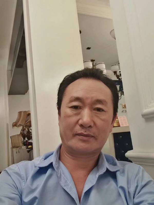 青松的第一张照片--珠海相亲服务中心