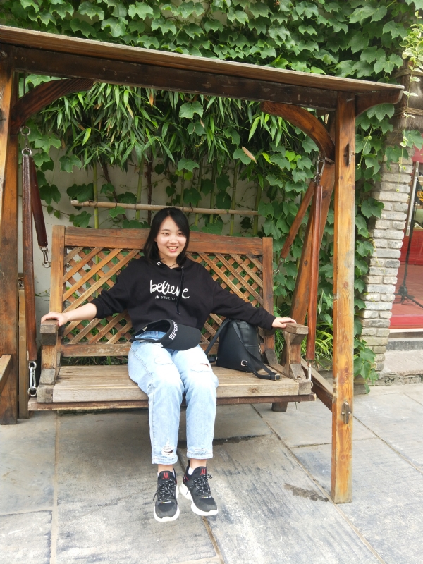 KT的第一张照片--珠海相亲服务中心