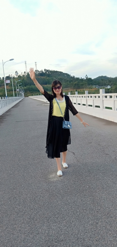 执念的第一张照片--珠海相亲服务中心