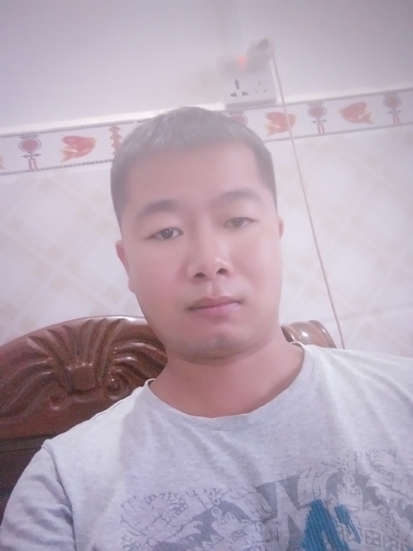 心雨的第一张照片--珠海相亲服务中心