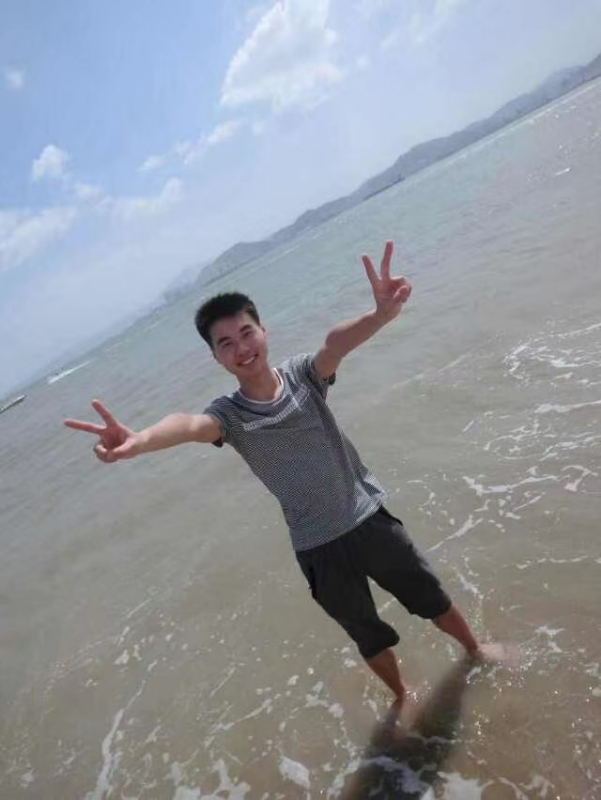 鱼头zzz的第二张照片--珠海相亲服务中心