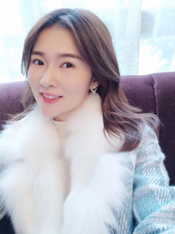 邓媛的第一张照片--珠海相亲服务中心