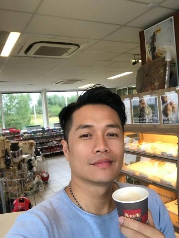 短歌的第一张照片--珠海相亲服务中心