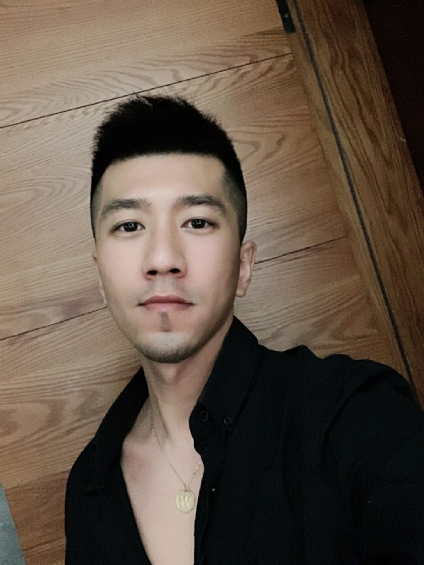 佳佳的第一张照片--珠海相亲服务中心