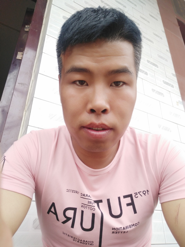 守护爱情的第一张照片--珠海相亲服务中心