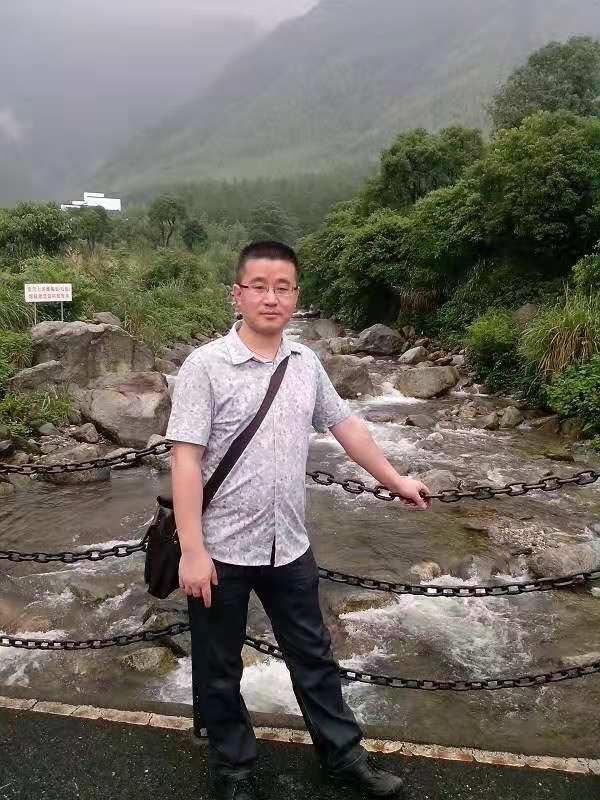 淡定牛魔王的第三张照片--珠海相亲服务中心