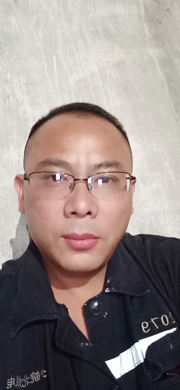 知足常乐的第一张照片--珠海相亲服务中心