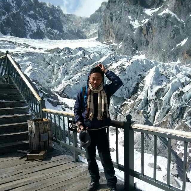 眯眯的第一张照片--珠海相亲服务中心