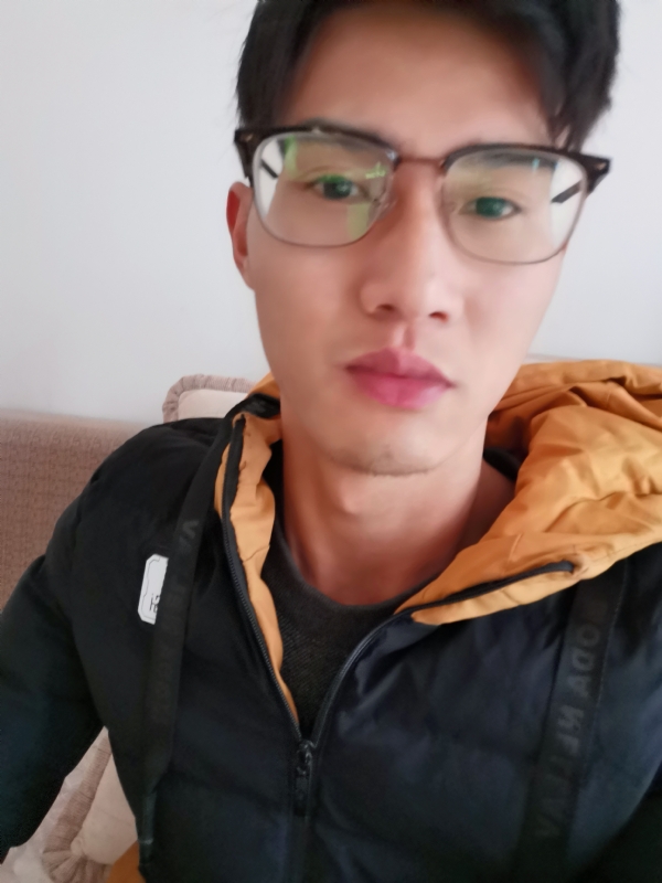 信念坚定始终如一的第一张照片--珠海相亲服务中心