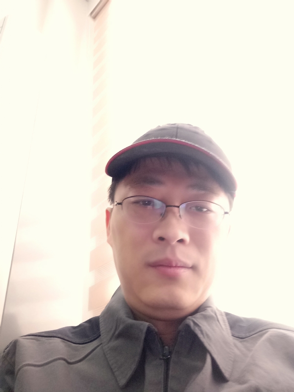 小马哥的第一张照片--珠海相亲服务中心