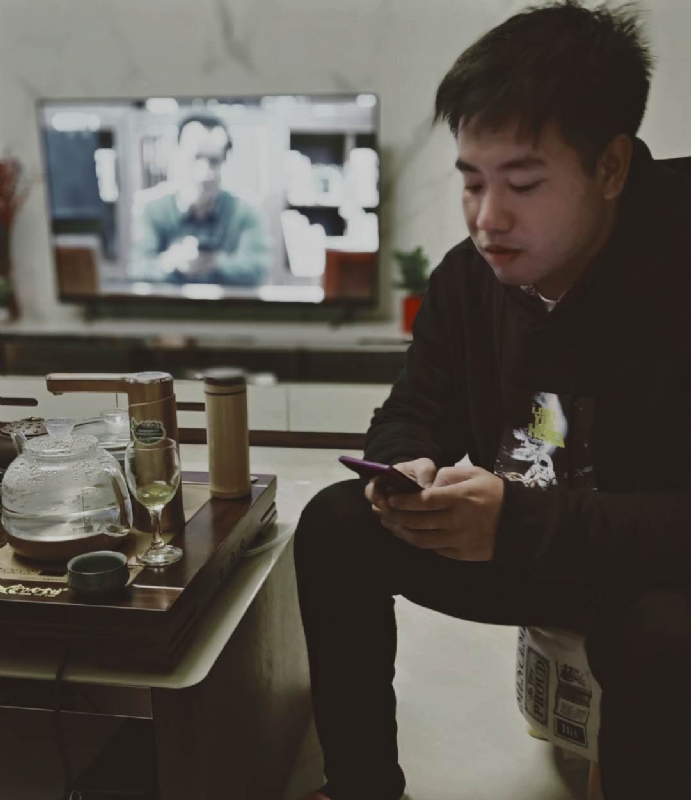 嗯今年能脱单吗的第一张照片--珠海相亲服务中心