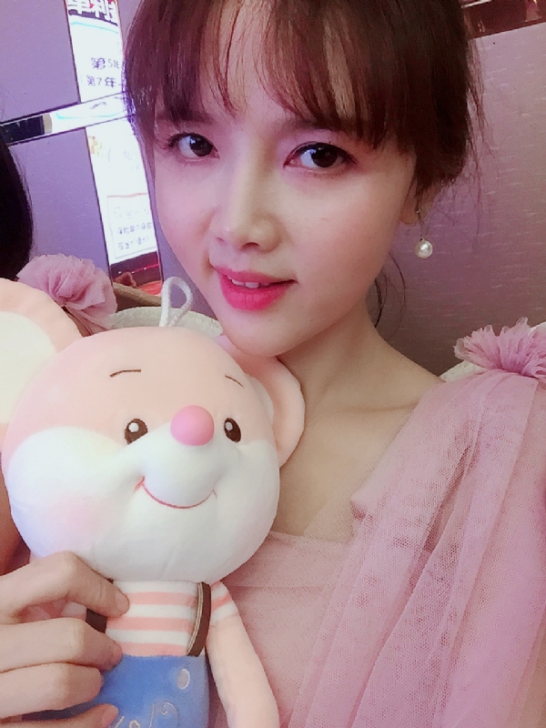 如朱砂的第一张照片--珠海相亲服务中心