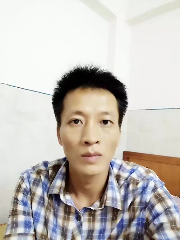 流年未亡的第一张照片--珠海相亲服务中心