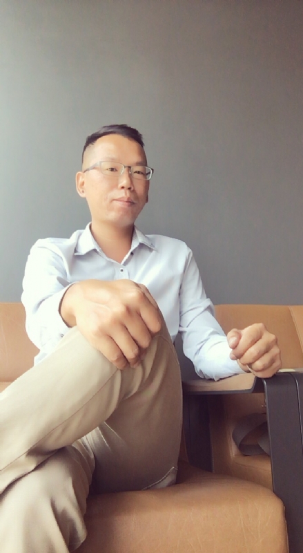 LI的第一张照片--珠海相亲服务中心