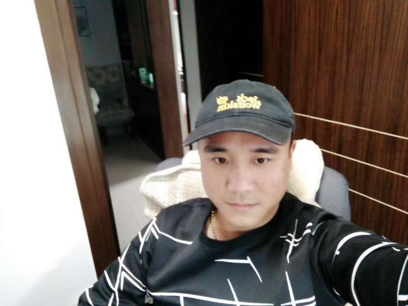 坚持我爱的第一张照片--珠海相亲服务中心