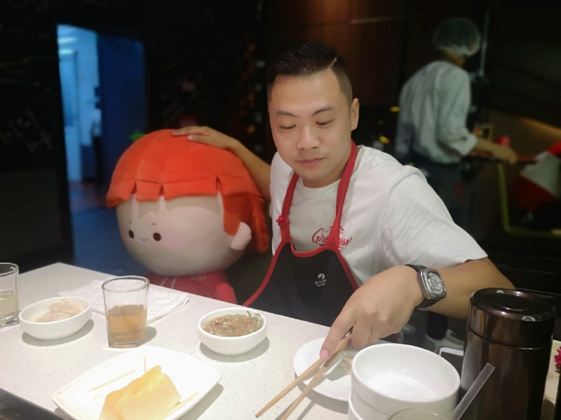 逆行的第一张照片--珠海相亲服务中心