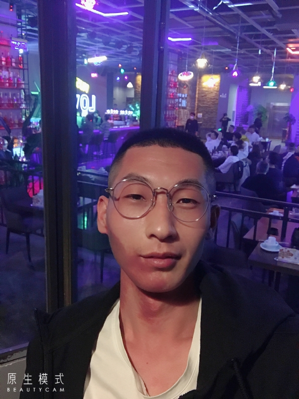 东北小伙的第一张照片--珠海相亲服务中心