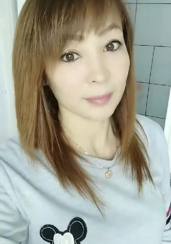 魅力白玲的第一张照片--珠海相亲服务中心