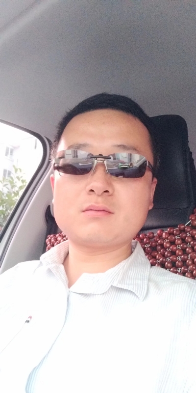 痛苦的单身狗的第二张照片--珠海相亲服务中心