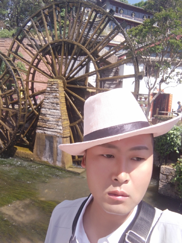 曲靖相亲的第一张照片--珠海相亲服务中心