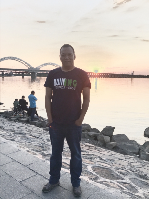 海天一色的第一张照片--珠海相亲服务中心