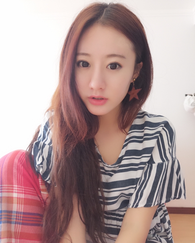 妮妮的第二张照片--珠海相亲服务中心