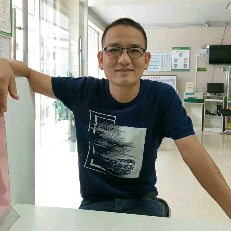 人生就像高尔夫的第一张照片--珠海相亲服务中心