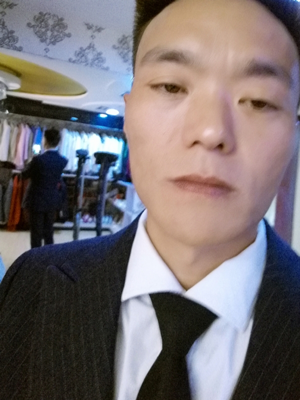 醉酒的蝴蝶的第二张照片--珠海相亲服务中心